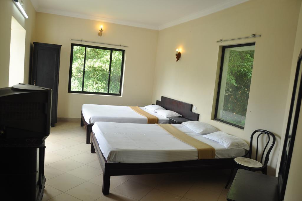 Albarad Hotel Munnar Kamer foto